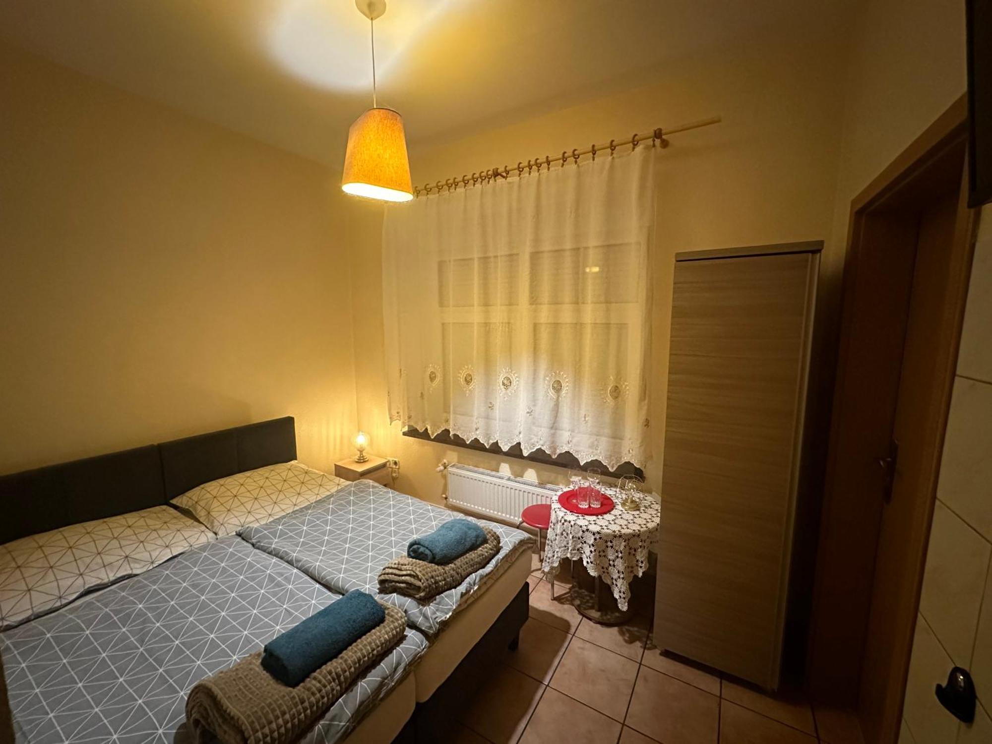 Dom Goscinny Gerus Plawna  Bagian luar foto