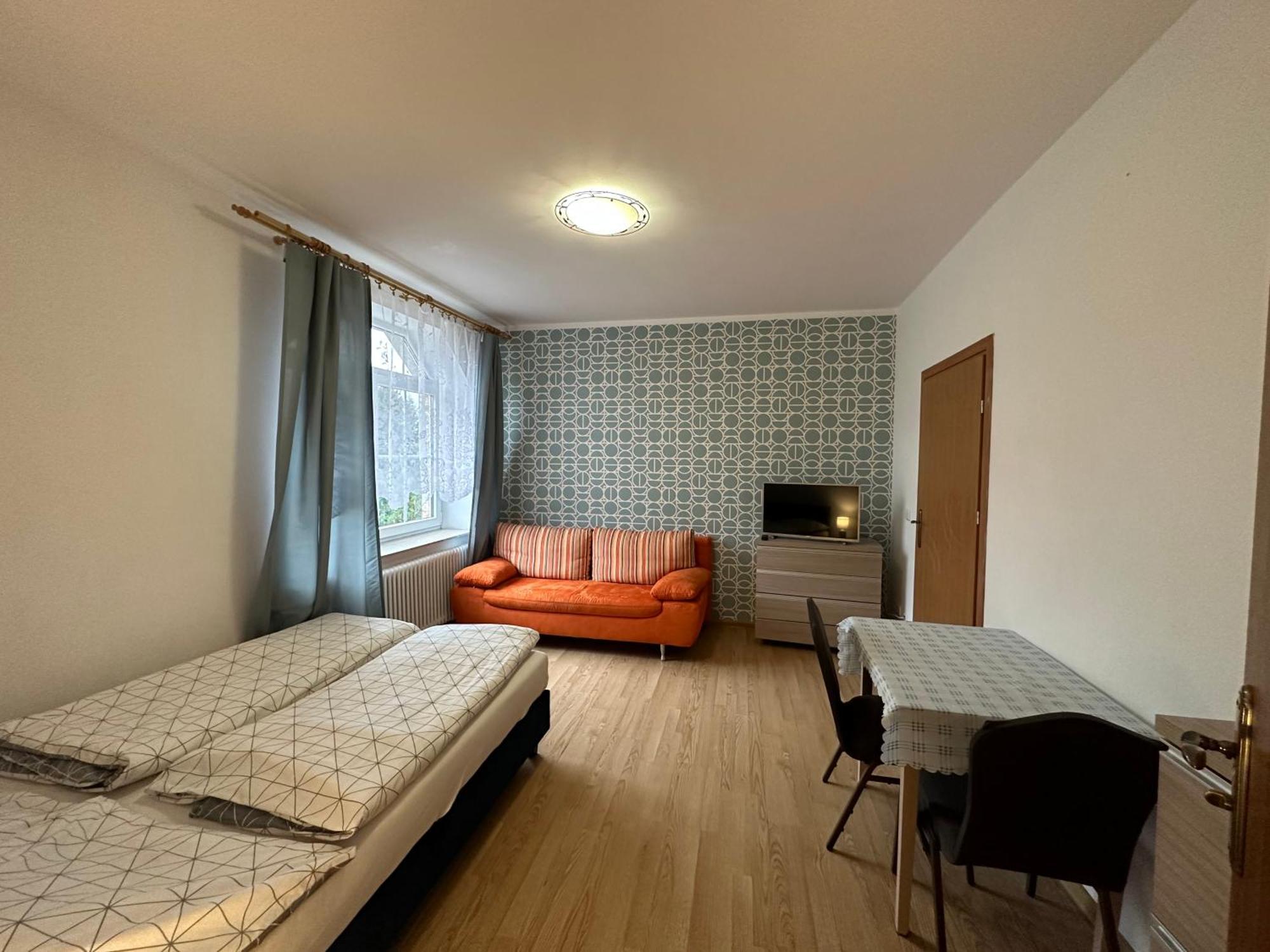 Dom Goscinny Gerus Plawna  Bagian luar foto