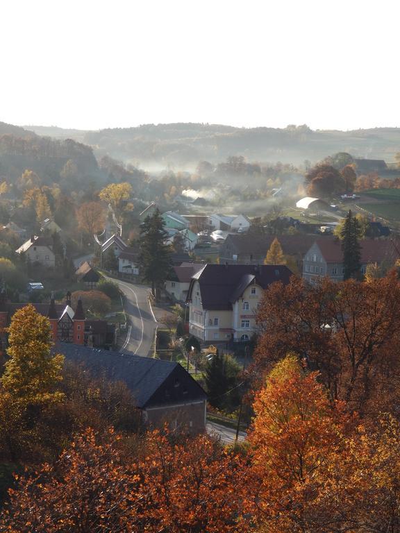 Dom Goscinny Gerus Plawna  Bagian luar foto