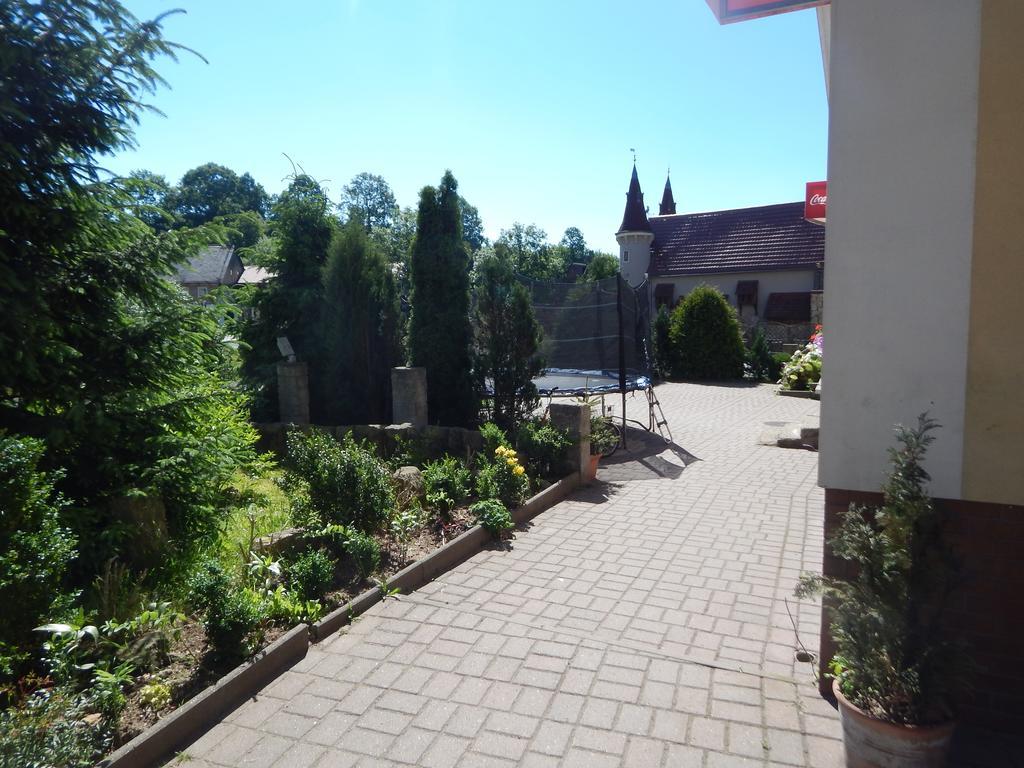 Dom Goscinny Gerus Plawna  Bagian luar foto
